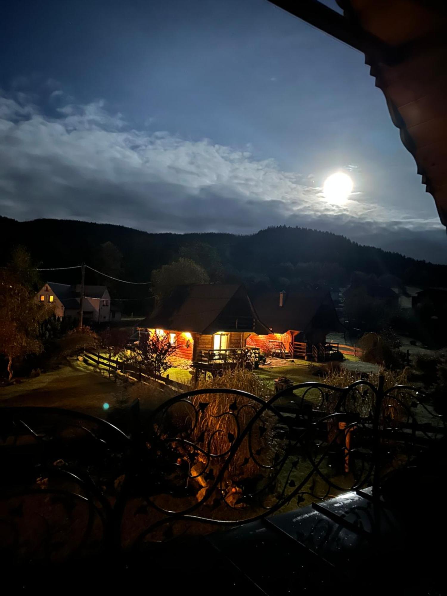 Domek Mateo Wambierzyce Bagian luar foto